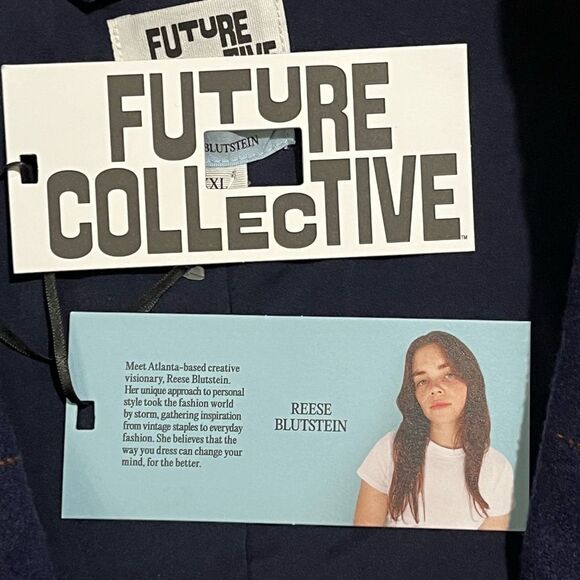 New Future Collective Reese Blutstein Womens XXL Blazer Navy Blue Prep School‎ - Picture 4 of 10